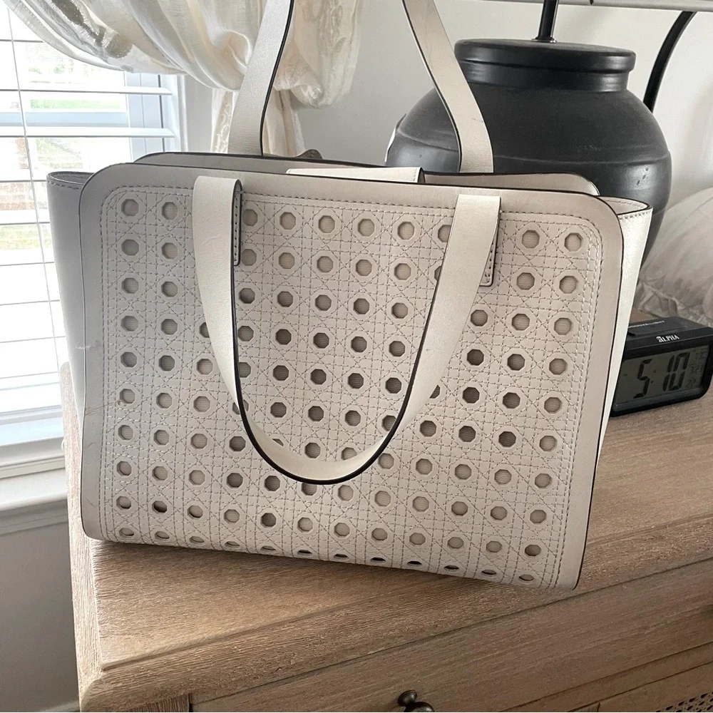 Kate Spade New York Patio Place Kimmie Fresh White Leather Tote Bag